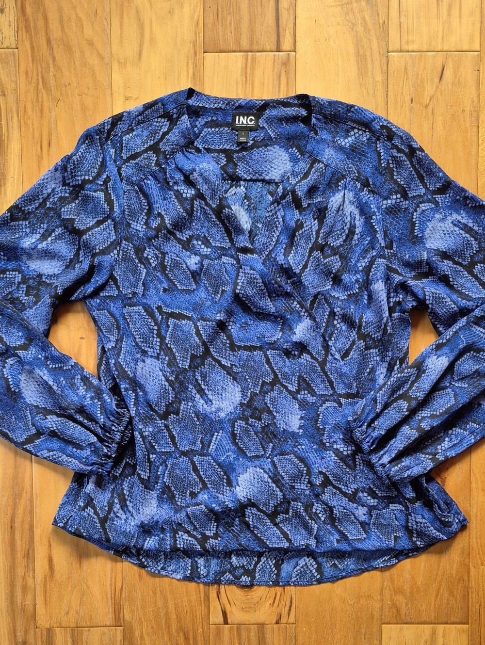 INC International Concepts Blue & Black Snake-Print V-Neck Blouse
